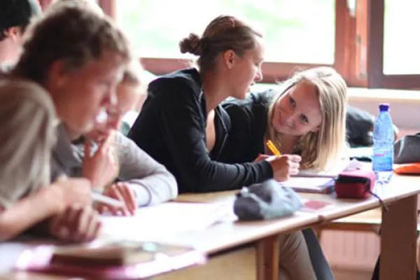 Bild: WaldorfschülerInnen mit ihrer Schule überwiegend zufrieden