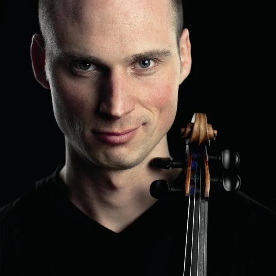 Der bekannte Jazz-Violinist Max Grosch ist neuer Dozent für Jazz-Geige an der Jazzschool München.