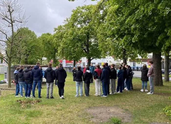 Zukunftstag in Brandenburg: Schülerinnen und Schüler blicken in die fesselnde Welt von Netzbetreiber E.DIS Bild: Zukunftstag in Brandenburg: Schülerinnen und Schüler blicken in die fesselnde Welt von Netzbetreiber E.DIS