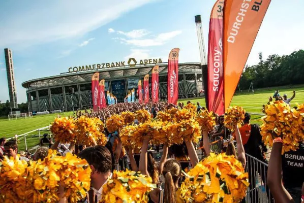 Bild: B2RUN Frankfurt: Zweite Ausgabe des Firmenlaufs mit gut 3.000 Teilnehmern