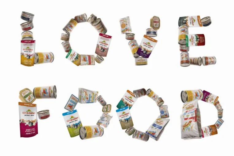 Bild: Love Food Futterspendenaktion: Jeder volle Napf rettet Tiere in Not