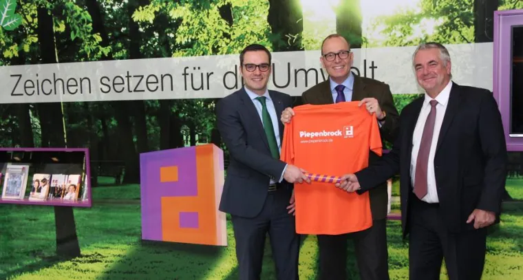 Sauber gelaufen – Dresden-Marathon präsentiert neuen Titelsponsor Piepenbrock Bild: Sauber gelaufen – Dresden-Marathon präsentiert neuen Titelsponsor Piepenbrock