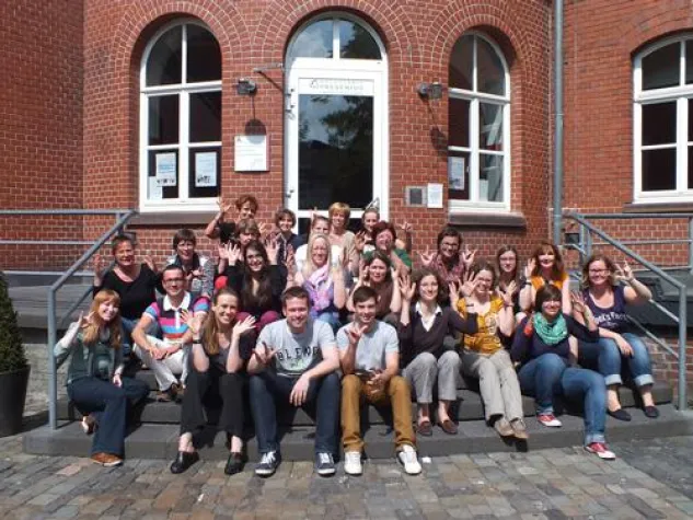 Bild: Hochschule Fresenius lädt zur Sommerakademie für Gebärdensprache