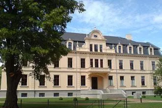 DER VARTA-FÜHRER - Restaurant der Woche: Schloss Ribbeck in Nauen Bild: DER VARTA-FÜHRER - Restaurant der Woche: Schloss Ribbeck in Nauen