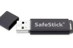 Bild: Sicherer USB-SafeStick präsentiert sich auf der CeBIT