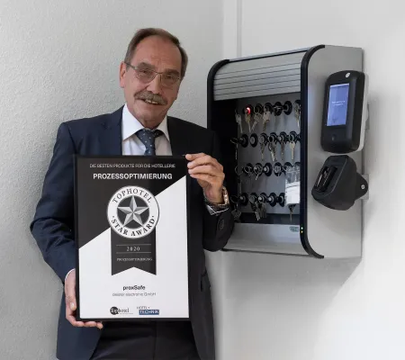Das Schlüsselverwaltungssystem proxSafe von deister electronic räumt beim „Tophotel Star Award 2020“ ab Bild: Das Schlüsselverwaltungssystem proxSafe von deister electronic räumt beim „Tophotel Star Award 2020“ ab