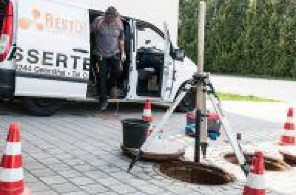 Bild: Bei der Generalinspektion ihrer Abscheideranlage gehen Unternehmen in Bayern zunehmend auf Nummer sicher.