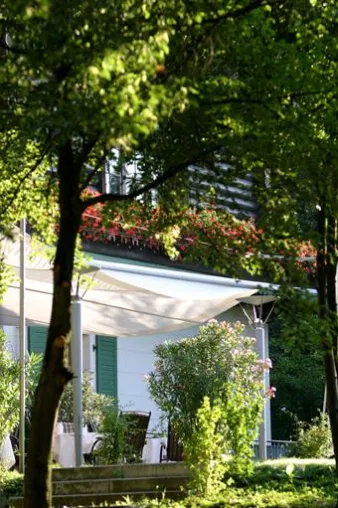 Zu Gast bei Freunden – auch im einzigen Fünf-Sterne-Hotel in Potsdam Bild: Zu Gast bei Freunden – auch im einzigen Fünf-Sterne-Hotel in Potsdam