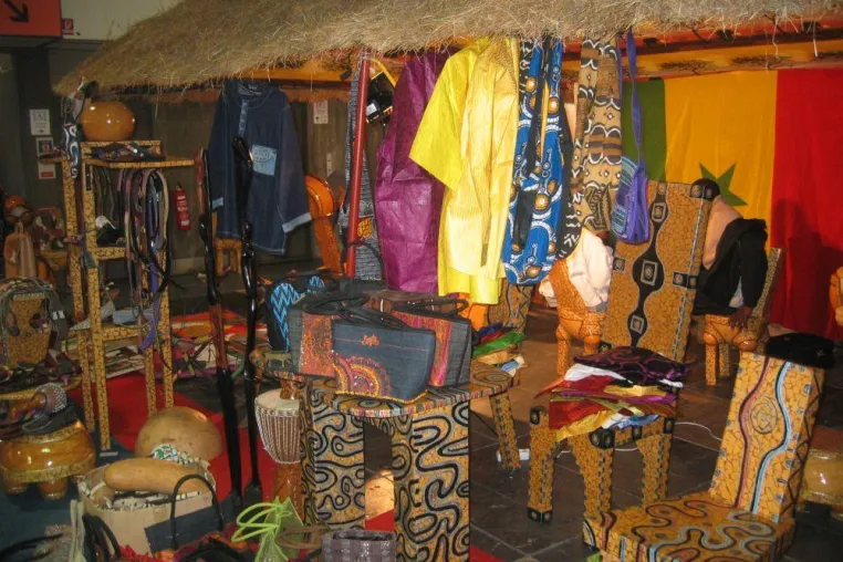 Bild: Kunsthandwerk aus Senegal: AFRICA live Consulting ist Partner der Kooperative Goorgoorlou