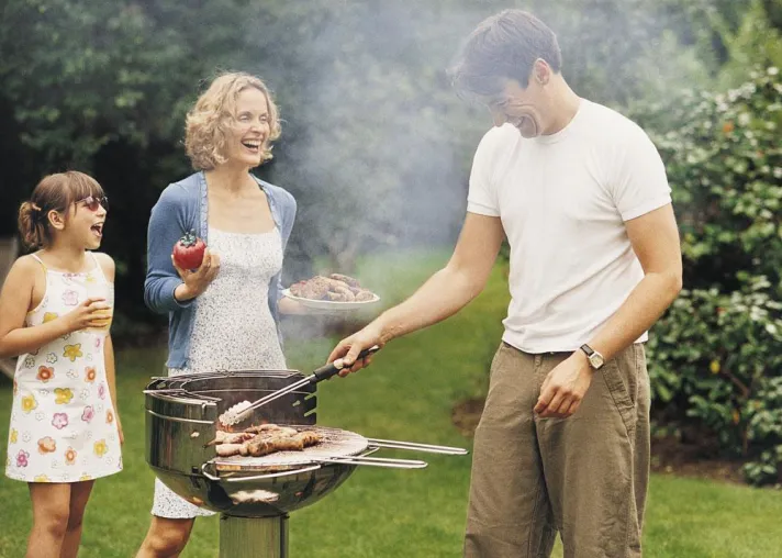 Bild: Grillvergnügen nicht nur auf heißen Kohlen