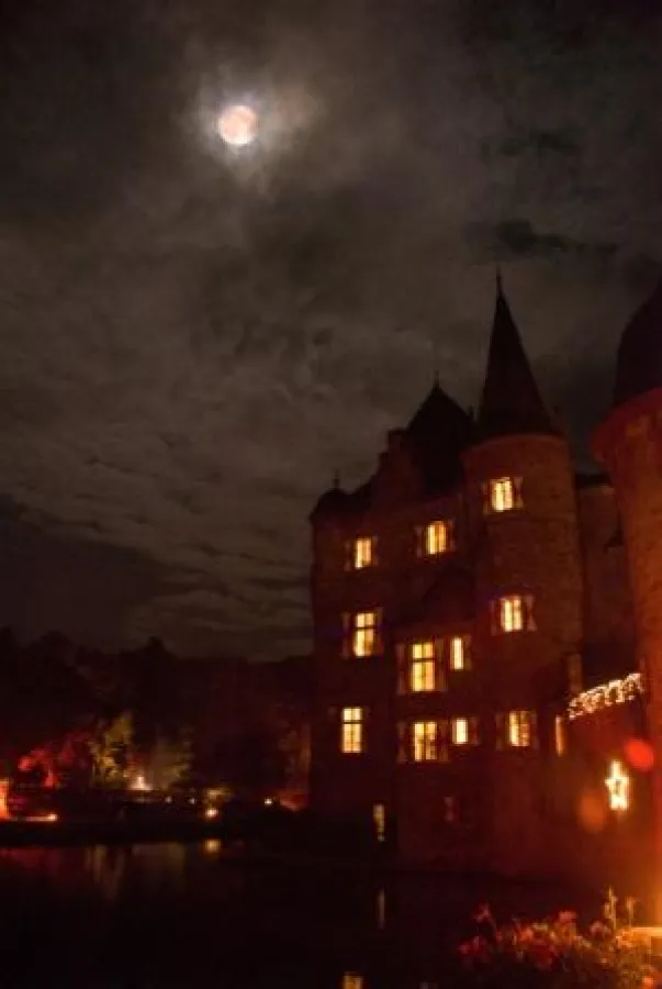 Burg Satzvey gespenstisch. Quelle: Burg Satzvey
