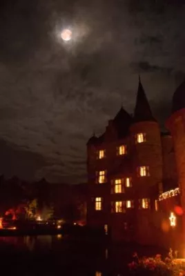 Bild: Geisterstunde auf Burg Satzvey