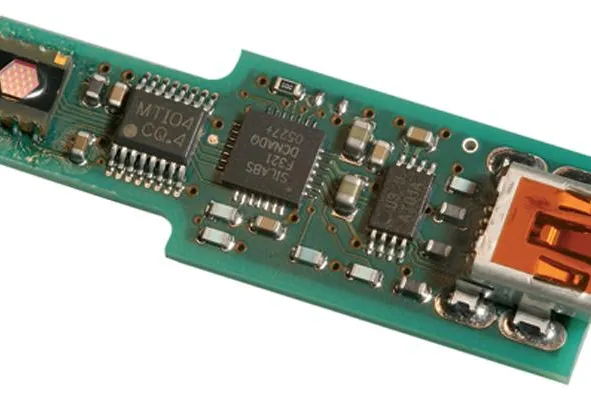 Bild: Neues Farbsensor-Board \"Colorimeter\" MTCS-C2 von MAZeT zur Messung von aktiven Lichtquellen, z.B. LED Mischfarbenregelung