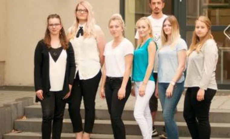 Bild: So gewinnt man als Mittelständler gute Auszubildende