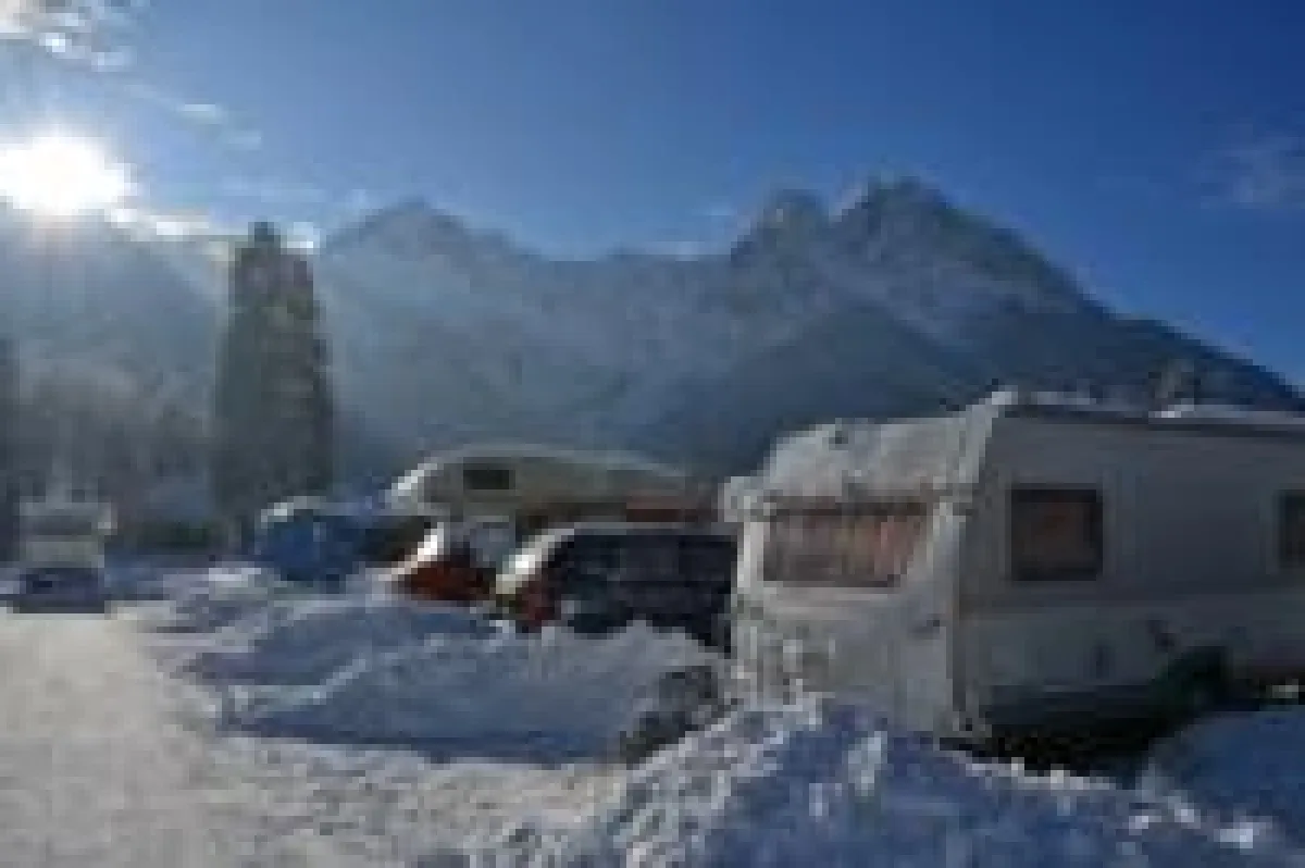 Wintercamping wird immer beliebter.  Foto: Martin Freischütz/Camping Resort Zugspitze