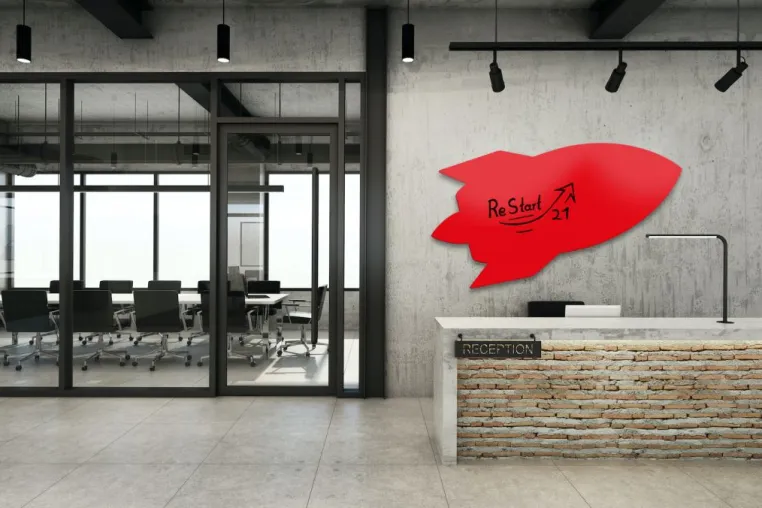 Bild: Limitiertes Design-Whiteboard aus deutscher Manufaktur
