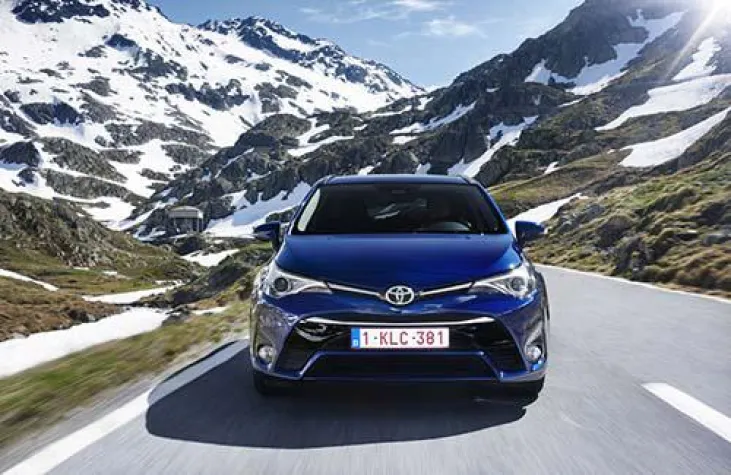 Bild: Toyota Avensis Schnuppermiete
