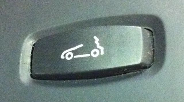 Bild: Verdeck des Renault Megane CC während der Fahrt bedienbar