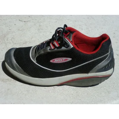 Bild: Zurück zum natürlichen Gehen - Die 'neue' Fitnessschuh-Generation