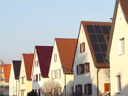 Bild: Recht, Gesetz & viel Förderung: Das müssen Hausbesitzer 2020 wissen