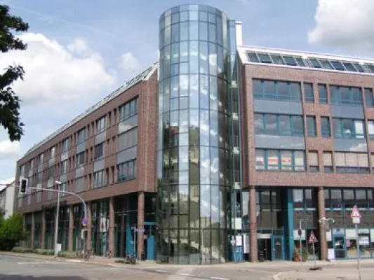 Bild: AENGEVELT vermittelt Verkauf eines Büro-/Geschäftshauses in Magdeburg