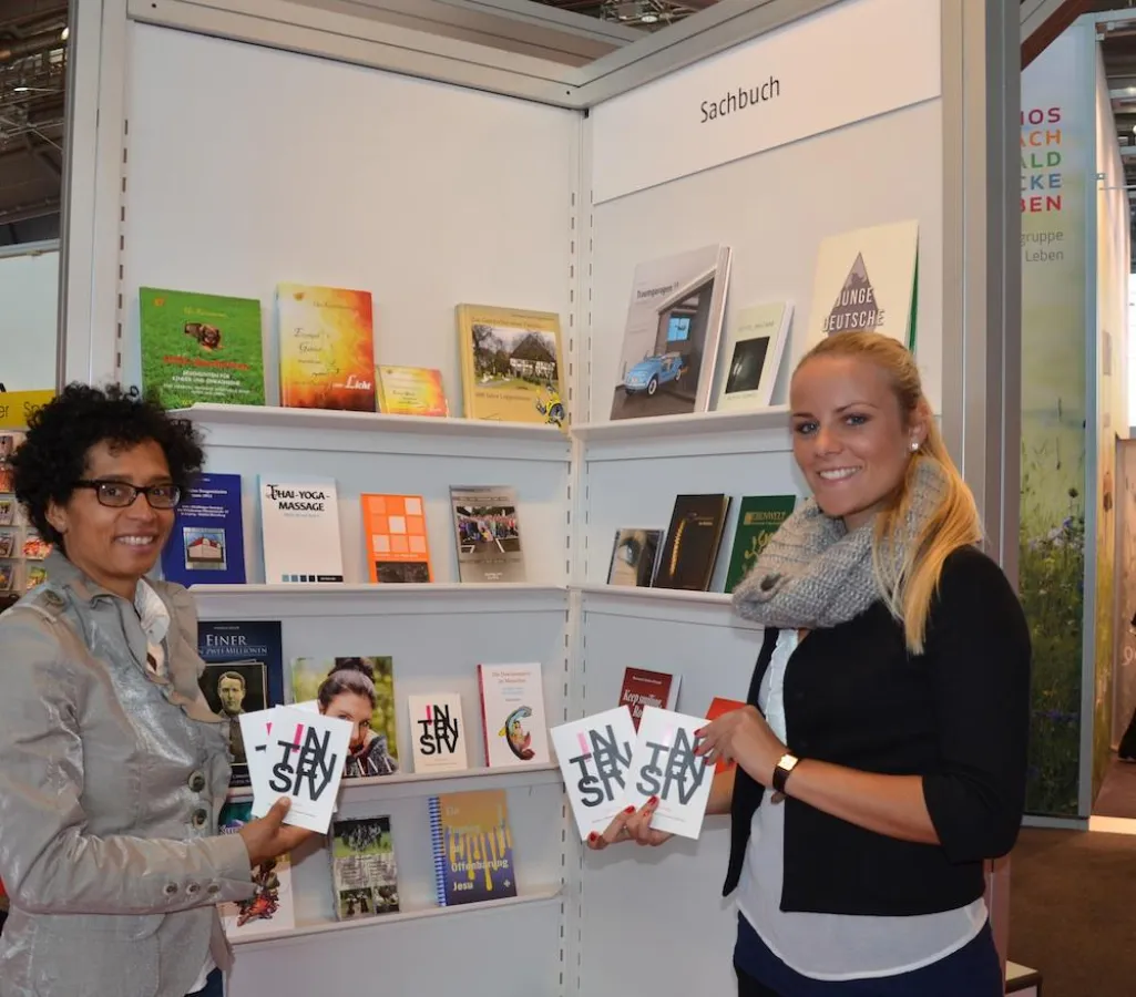 Barbara Laermann und Johanna Röhr auf der Frankfurter Buchmesse