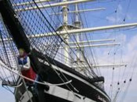 Bild: Ahoi! Sail Bremerhaven 2010 - das Traumschiff-Treffen mit Großseglern aus aller Welt