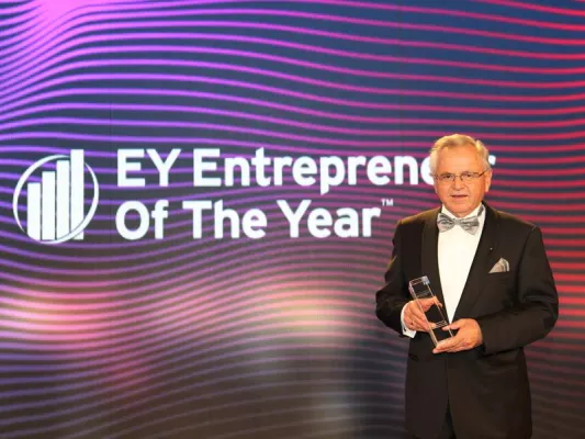 Bild: Top Ten-Platzierung für Kramski - Verleihung des Awards „Entrepreneur Of The Year 2014“