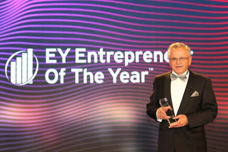 Top Ten-Platzierung für Kramski - Verleihung des Awards „Entrepreneur Of The Year 2014“ Bild: Top Ten-Platzierung für Kramski - Verleihung des Awards „Entrepreneur Of The Year 2014“