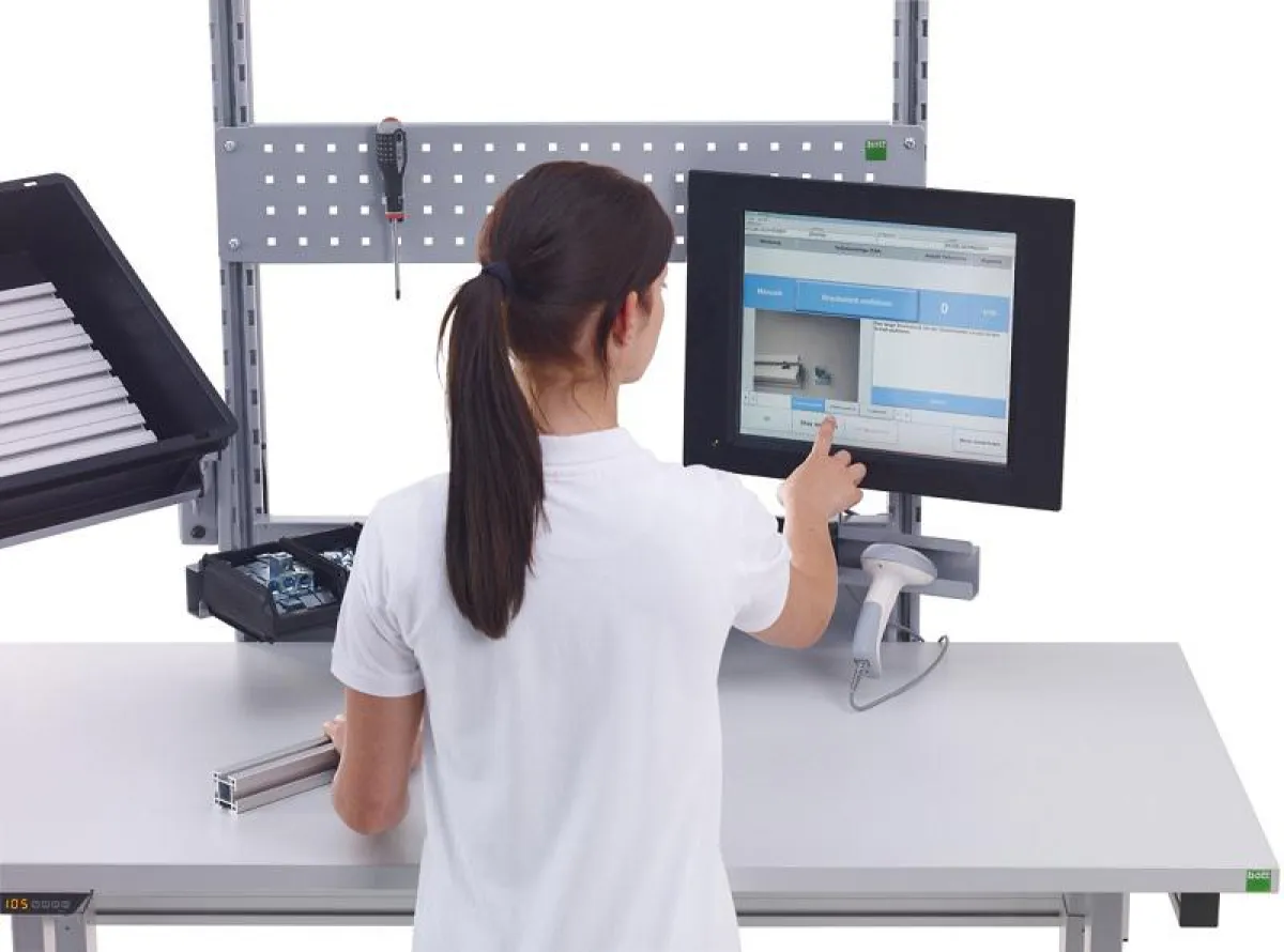 Werkerführung ELAM an APS Arbeitsplatz