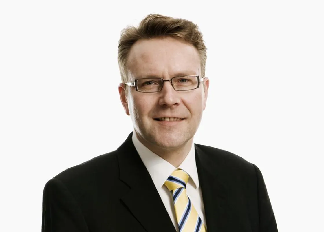 Dietmar Rumel schafft neue, qualifizierte Geschäftskontakte für die CNC-Branche