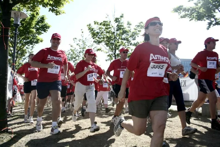Amway verteidigt Titel als „Fittestes Unternehmen“ beim Firmenlauf in Kiel Bild: Amway verteidigt Titel als „Fittestes Unternehmen“ beim Firmenlauf in Kiel