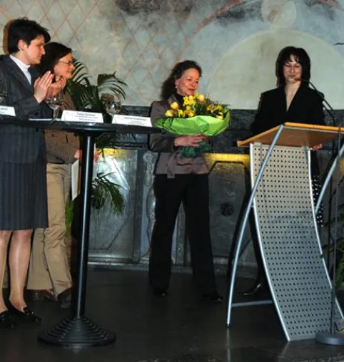 Bild: Umweltpreis „Trophée de femmes 2009“ für AGA-Gründerin Brigitte Peter