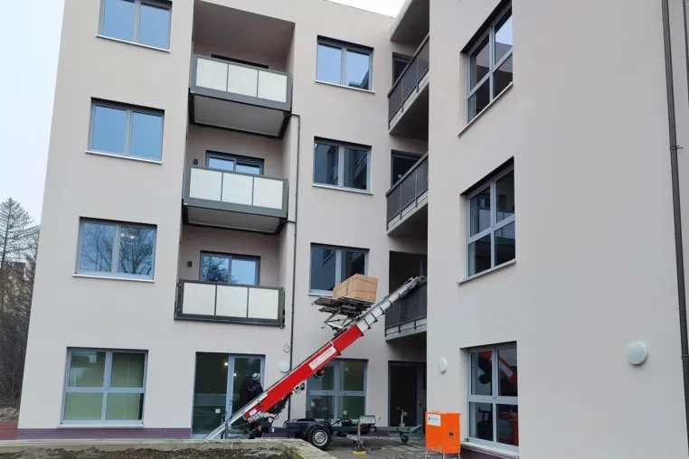 Für jede Höhe der richtige Umzugslift von MAC Handel & Vermietung in Berlin Bild: Für jede Höhe der richtige Umzugslift von MAC Handel & Vermietung in Berlin
