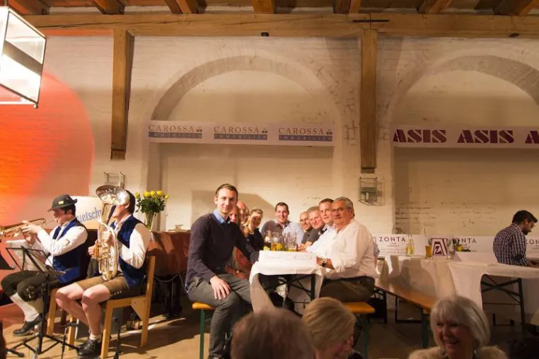 Bild: 2. Landshuter Weißwurst-Tafel