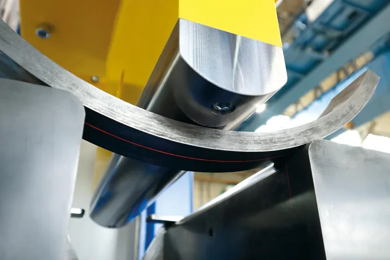 Bild: RadiiPro®: Elektronisches Radien-Messsystem für Rohrbiegepressen in Echtzeit