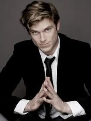 Bild: Michael Kary eröffnet Dolzer-Filiale