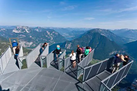 Bild: Sonnwendfeuer auf Oberösterreichs Berggipfeln