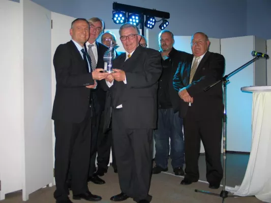 Achte Tafelrunde und Übergabe des Partnerpreises im CJD Berufsbildungswerk Frechen Bild: Achte Tafelrunde und Übergabe des Partnerpreises im CJD Berufsbildungswerk Frechen