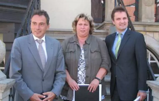 Bild: Unterzeichnung der Marketingverträge zum 17. Harzfest in Wernigerode