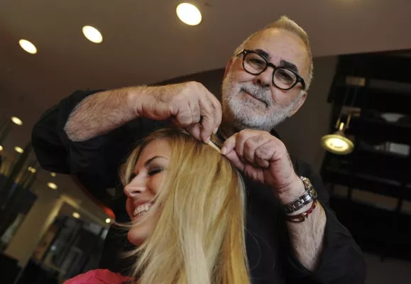 Bild: Gute Zeiten für Ninas Haar / Nina Bott bekommt Rapunzel-Look von Udo Walz