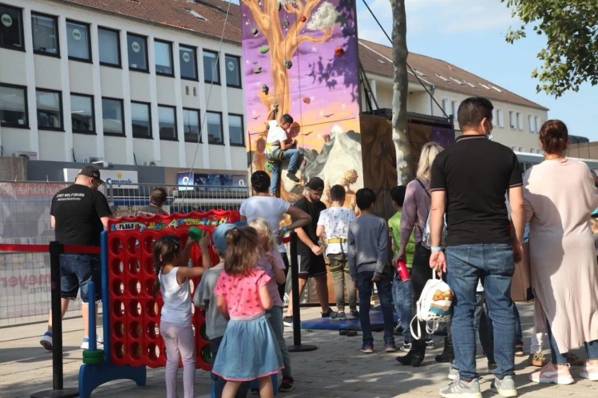 Kinder- und Shoppingsonntag in Wolfsburg (© WMG Wolfsburg)