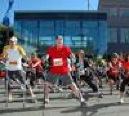 Bild: Nordic-Walker starten wieder beim Pfälzerwald-Marathon