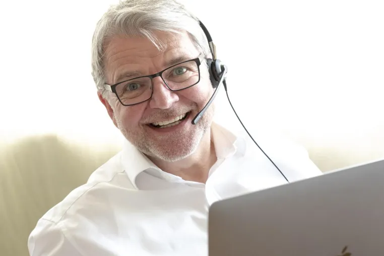 Bild: Webinare statt Kundenbesuche - Hamilton bietet Alternativen in Sachen Schulung und Service