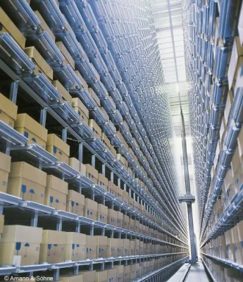 Bild: Nach Strich und Faden: Neue Lagerlogistik bei der AMANN Group