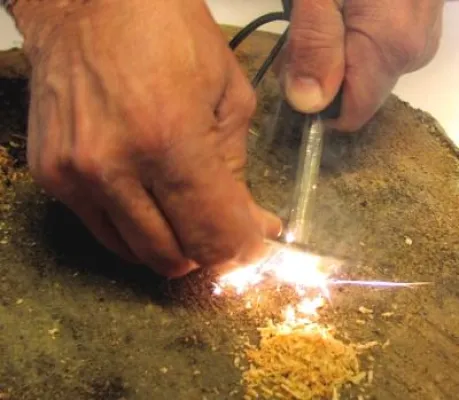 Bild: Nicht nur für Pfadfinder: Schwedische Feuerstähle für Sicherheit und Freizeit