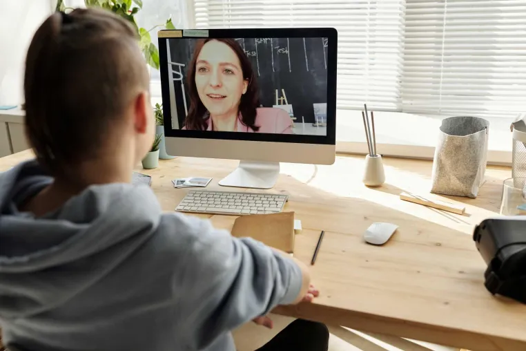 Bild: Homeschooling: Therapie bei Lernschwäche gerade jetzt wichtig