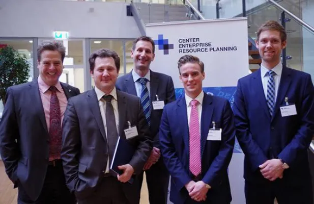 FIR engagiert sich im neu gegründeten Center Enterprise Resource Planning Bild: FIR engagiert sich im neu gegründeten Center Enterprise Resource Planning