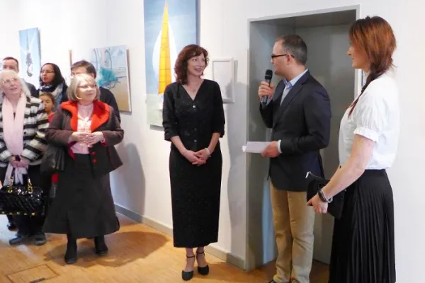 Bild: Ausstellung „nordic and fiery“ zieht zahlreiche Besucher in die Otto-von-Bismarck-Stiftung