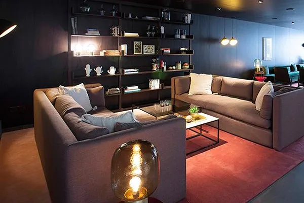 Mercure Hotel Wiesbaden City feiert Ende der Renovierungsarbeiten Bild: Mercure Hotel Wiesbaden City feiert Ende der Renovierungsarbeiten
